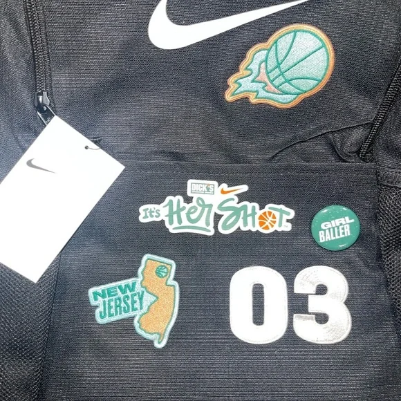 Nike Black Backpack with Vibrant Accents - Picture 4 of 4